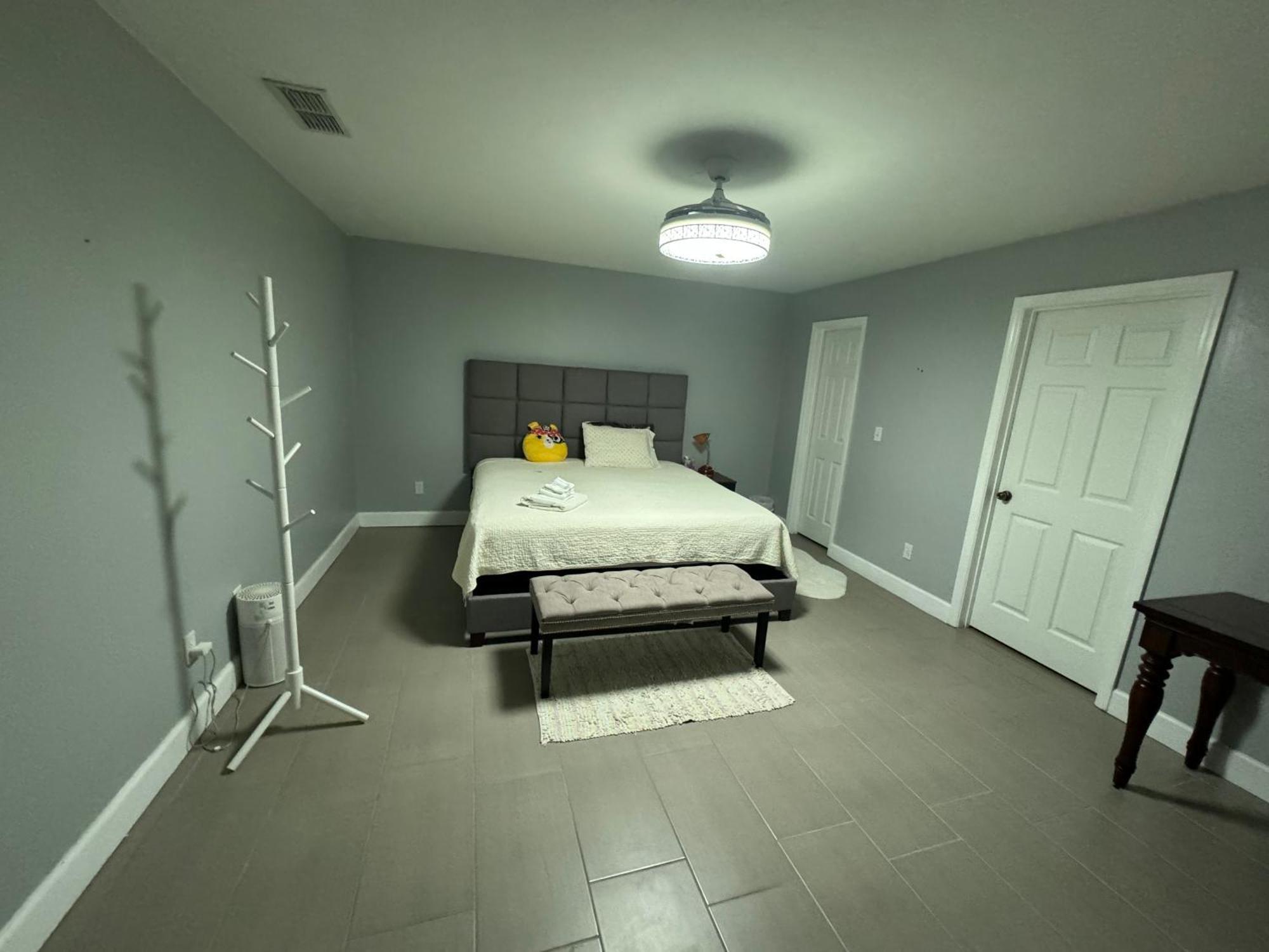 Spacious Room In A Nice House 盖恩斯维尔 外观 照片